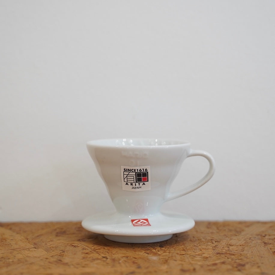 HARIO V60 CERAMIC DRIPPER 01